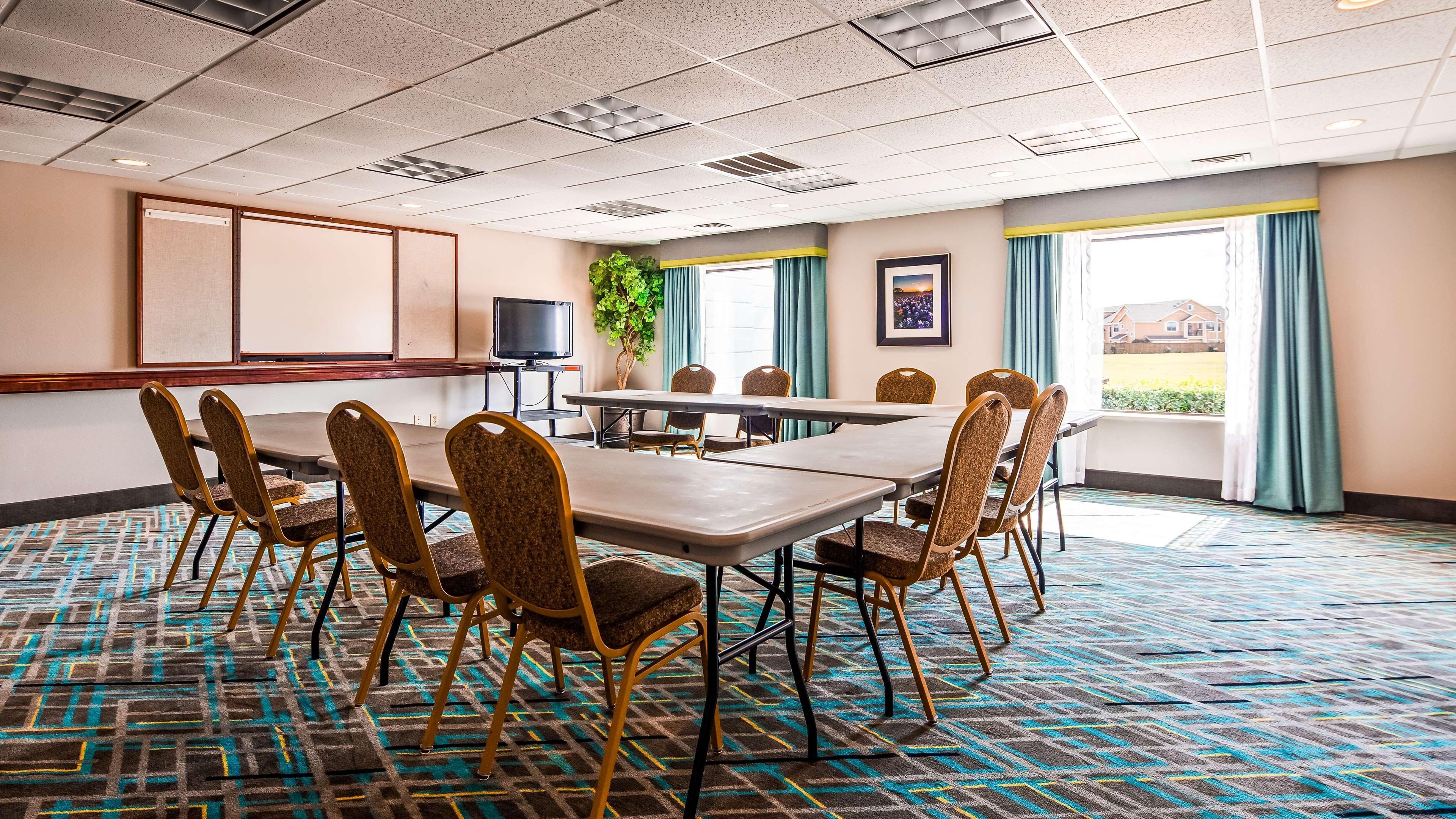 Best Western Golden Prairie Inn And Suites Sídney Exterior foto