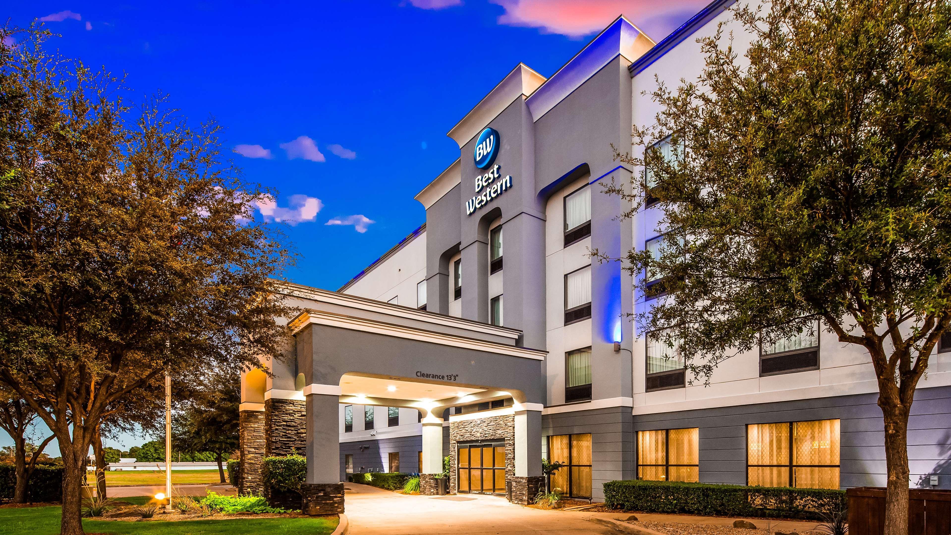 Best Western Golden Prairie Inn And Suites Sídney Exterior foto