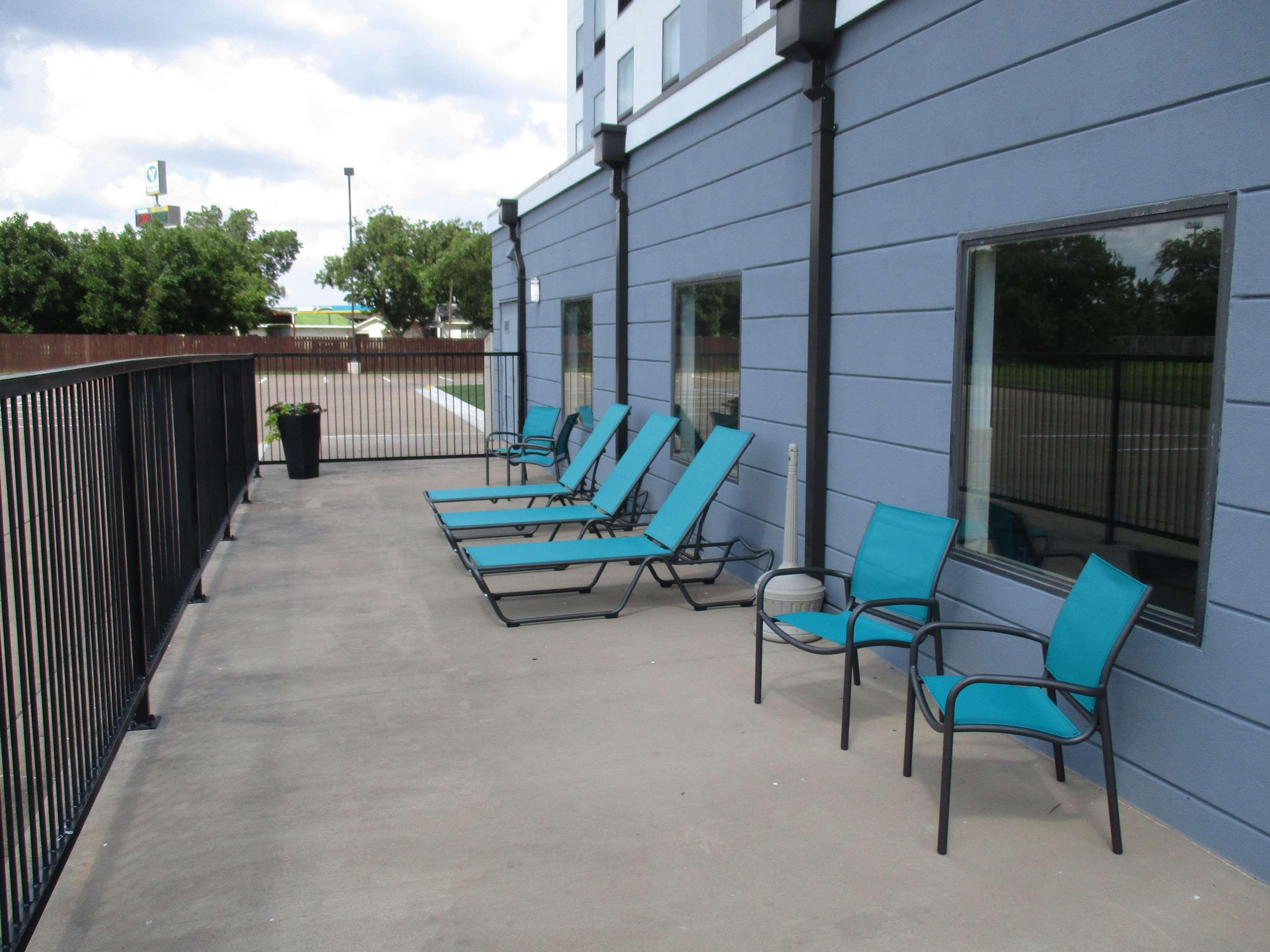 Best Western Golden Prairie Inn And Suites Sídney Exterior foto